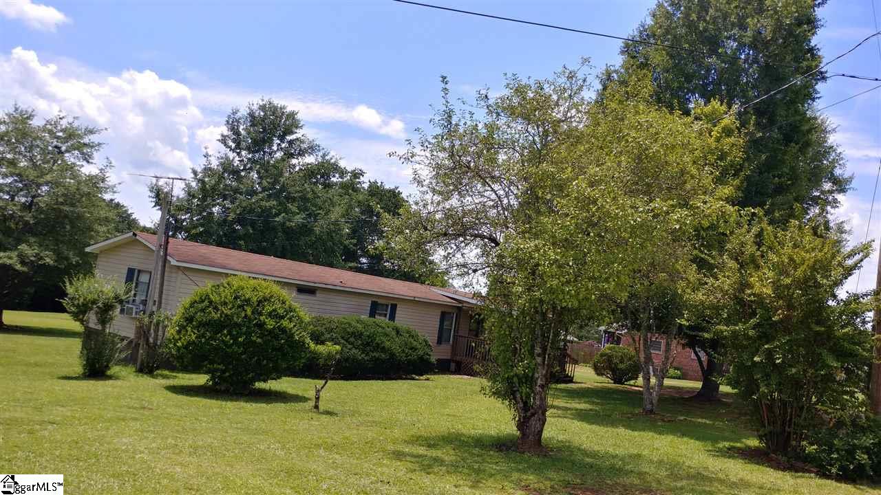 256 Hendricks Road Pickens, SC 29671 - Photo 7 of 13