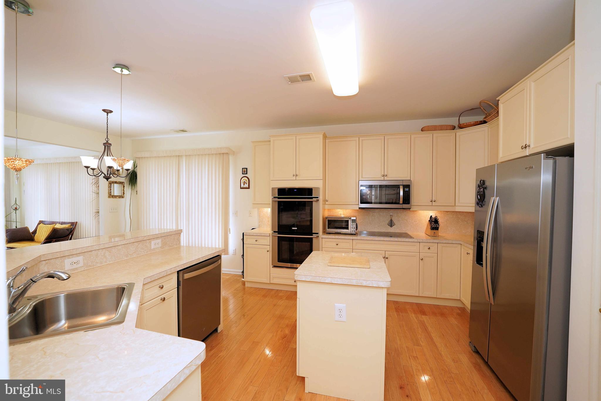 121 Monte Carlo Drive Hamilton, NJ 08691 - Photo 12 of 43 Gallery Image 12