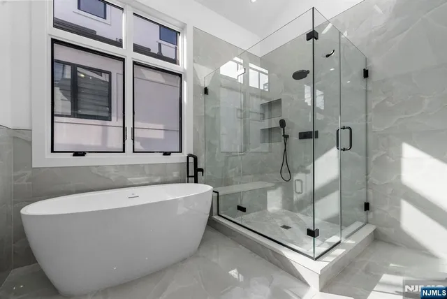 $1,899,999 | 2189 Jones Road, Fort Lee, NJ 07024