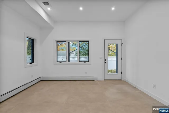 $1,899,999 | 2189 Jones Road, Fort Lee, NJ 07024