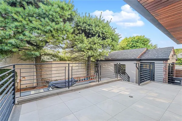 $1,999,000 | 82 Piedmont Avenue | Grasmere