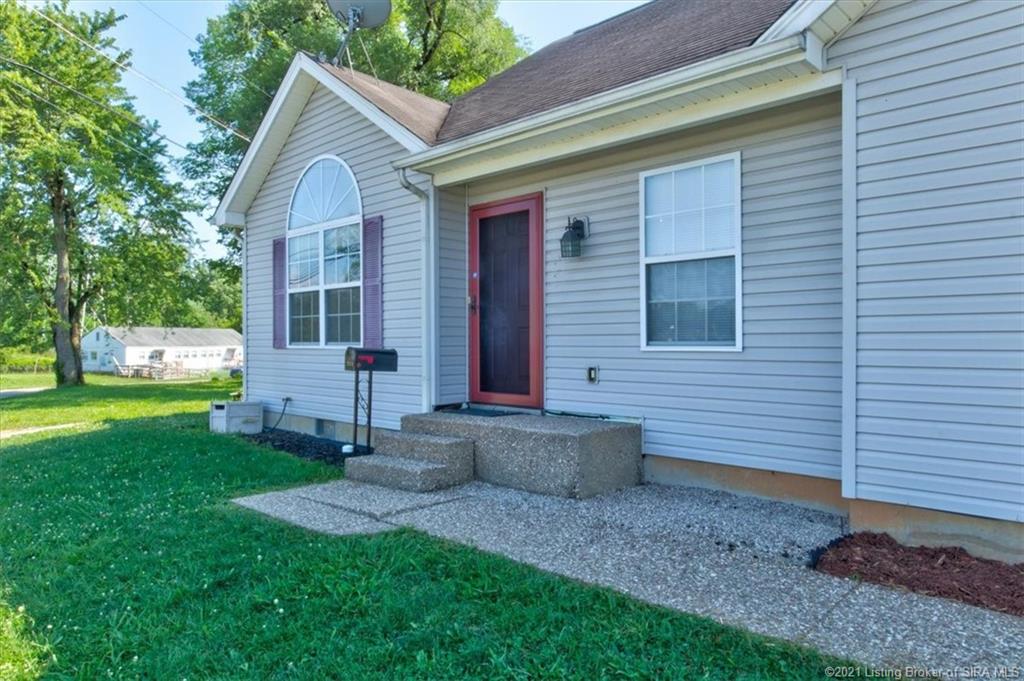 218 Halcyon Road Charlestown, IN 47111 - Photo 2 of 34 Gallery Image 2