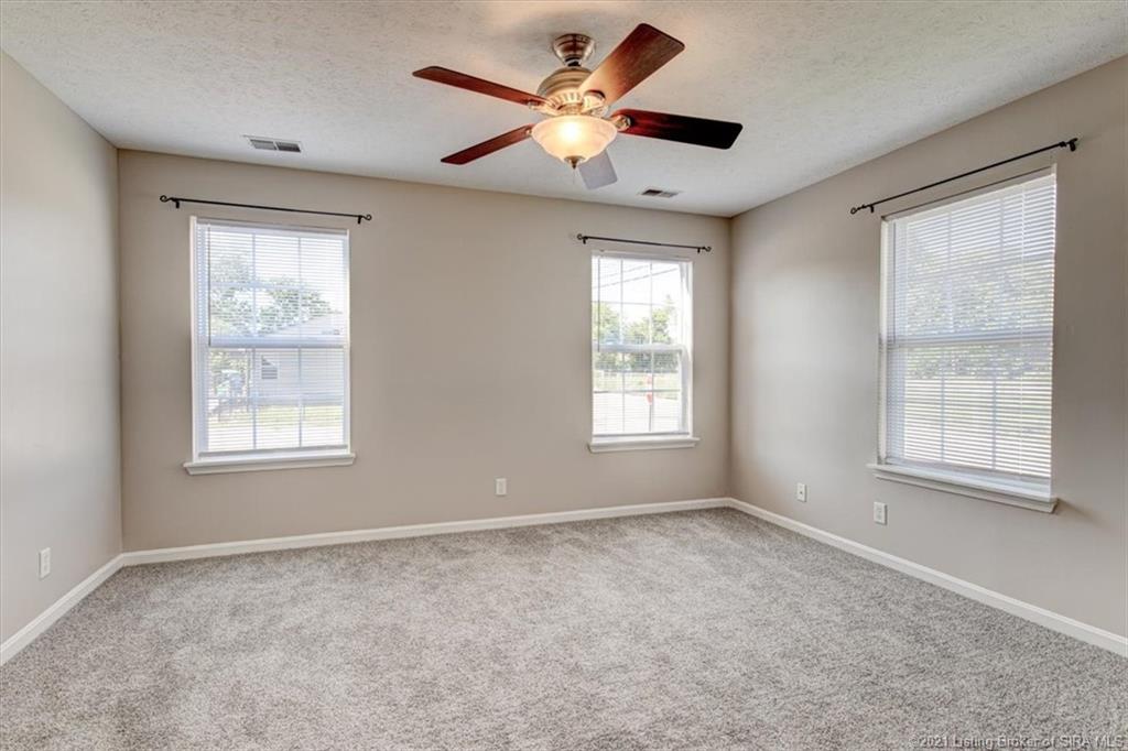 218 Halcyon Road Charlestown, IN 47111 - Photo 9 of 34 Gallery Image 9