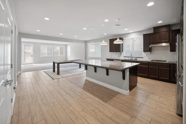 $938,000 | 183 Michael Cox Lane, Tracy, CA 95377