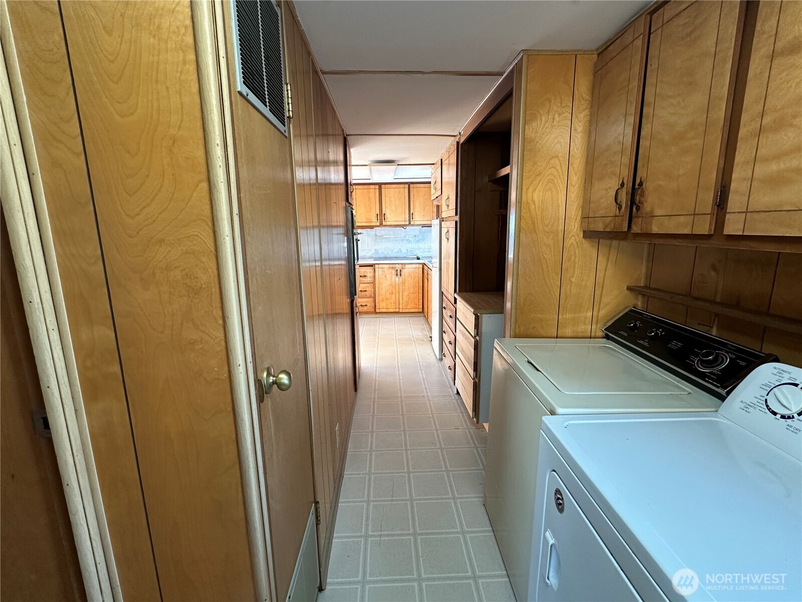 196 Jacobson Road, Unit 57 Cathlamet, WA 98612 - Photo 18 of 22 Gallery Image 18