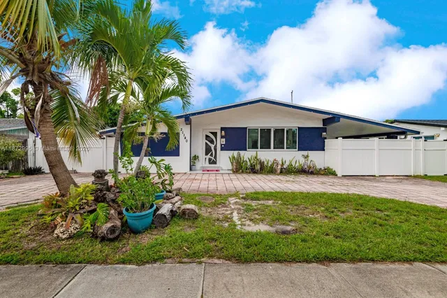 $775,000 | 21140 Northeast 26th Avenue, Miami, FL 33180