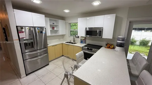$775,000 | 21140 Northeast 26th Avenue, Miami, FL 33180