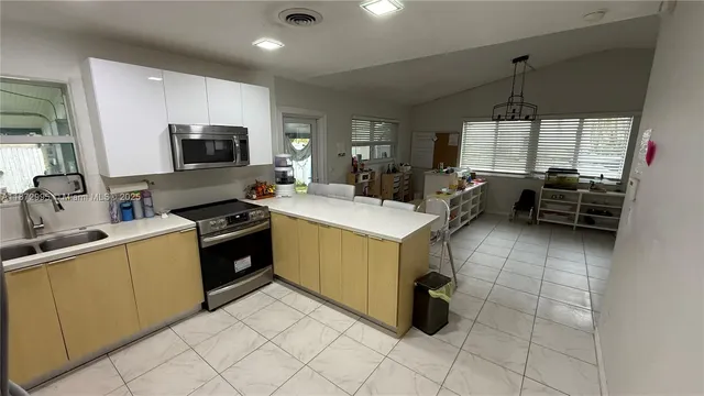 $775,000 | 21140 Northeast 26th Avenue, Miami, FL 33180