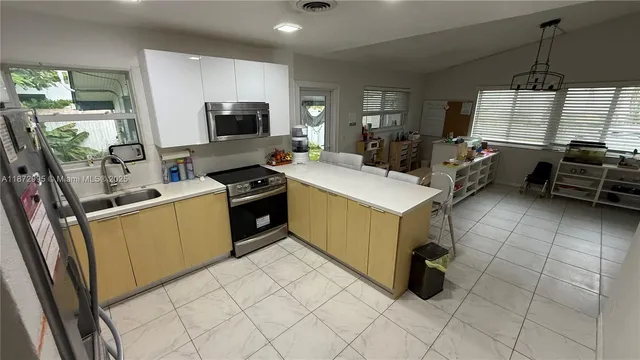 $775,000 | 21140 Northeast 26th Avenue, Miami, FL 33180