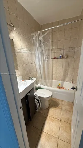 $775,000 | 21140 Northeast 26th Avenue, Miami, FL 33180