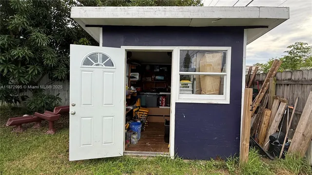 $775,000 | 21140 Northeast 26th Avenue, Miami, FL 33180