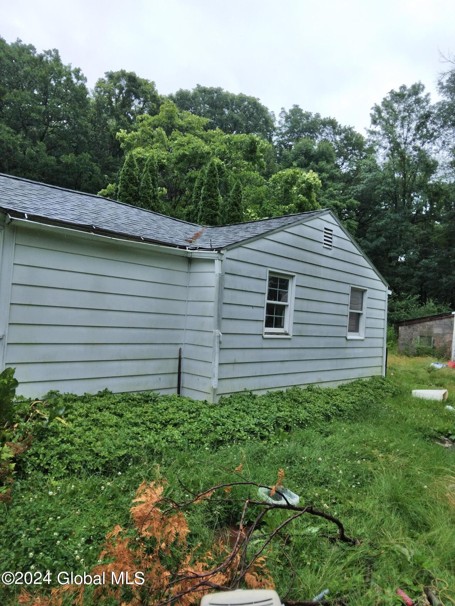 127 Old Post Road Ballston Spa, NY 12020 - Photo 2 of 2 1000002345