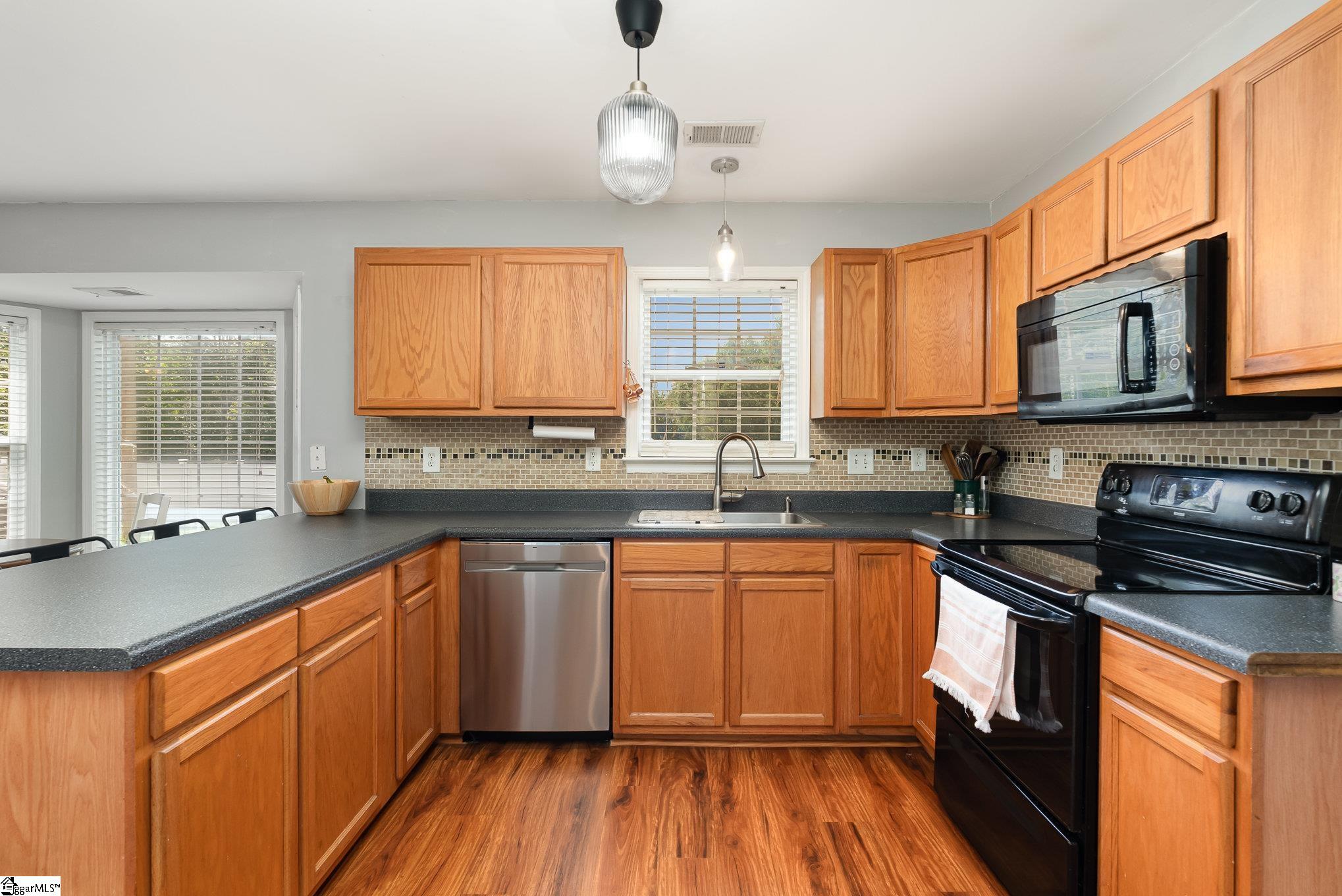2 Buck Trail Fountain Inn, SC 29644 - Photo 12 of 34