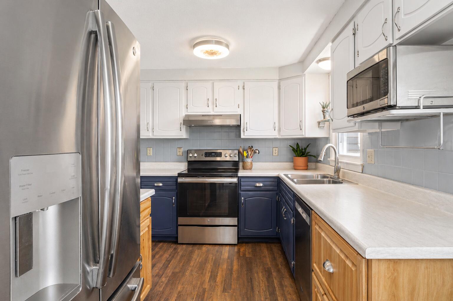 174 McKenney Road Saco, ME 04072 - Photo 4 of 29 kitchen