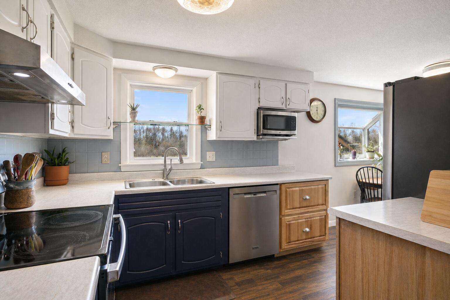 174 McKenney Road Saco, ME 04072 - Photo 5 of 29 kitchen