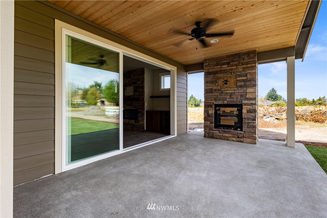 2965 Florence Street Enumclaw, WA 98022 - Photo 4 of 38