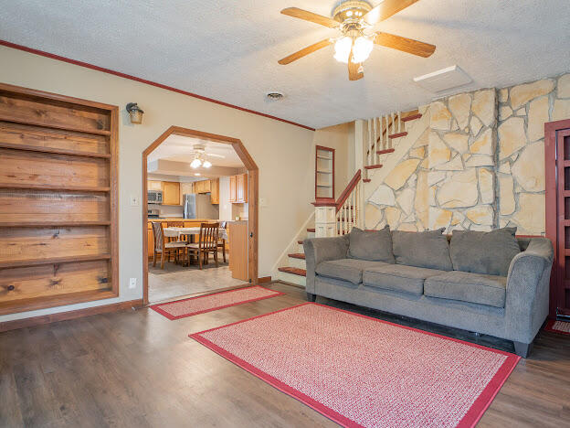 206 Waverly Road Chesterton, IN 46304 - Photo 4 of 36 624x468