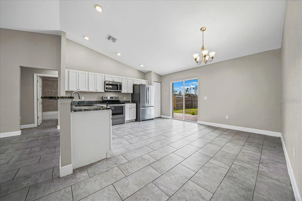 13348 Southwest 31st Avenue Road Ocala, FL 34473 - Photo 6 of 22