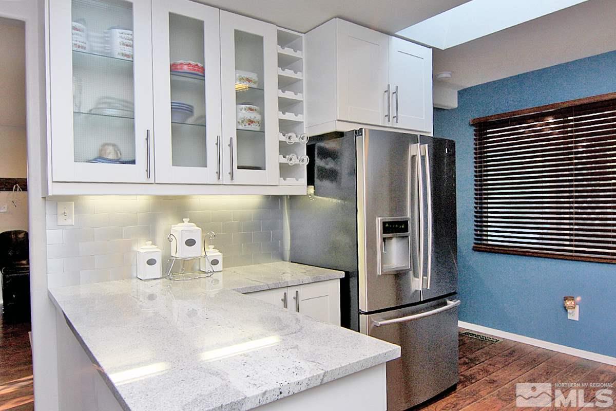 7535 Cobb Circle Reno, NV 89506 - Photo 6 of 25 Photo 6