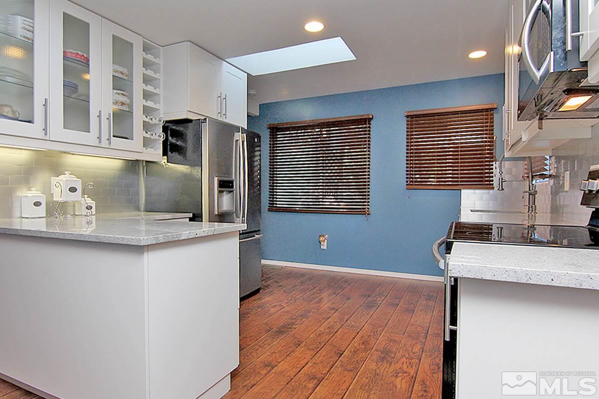 7535 Cobb Circle Reno, NV 89506 - Photo 9 of 25 Photo 9