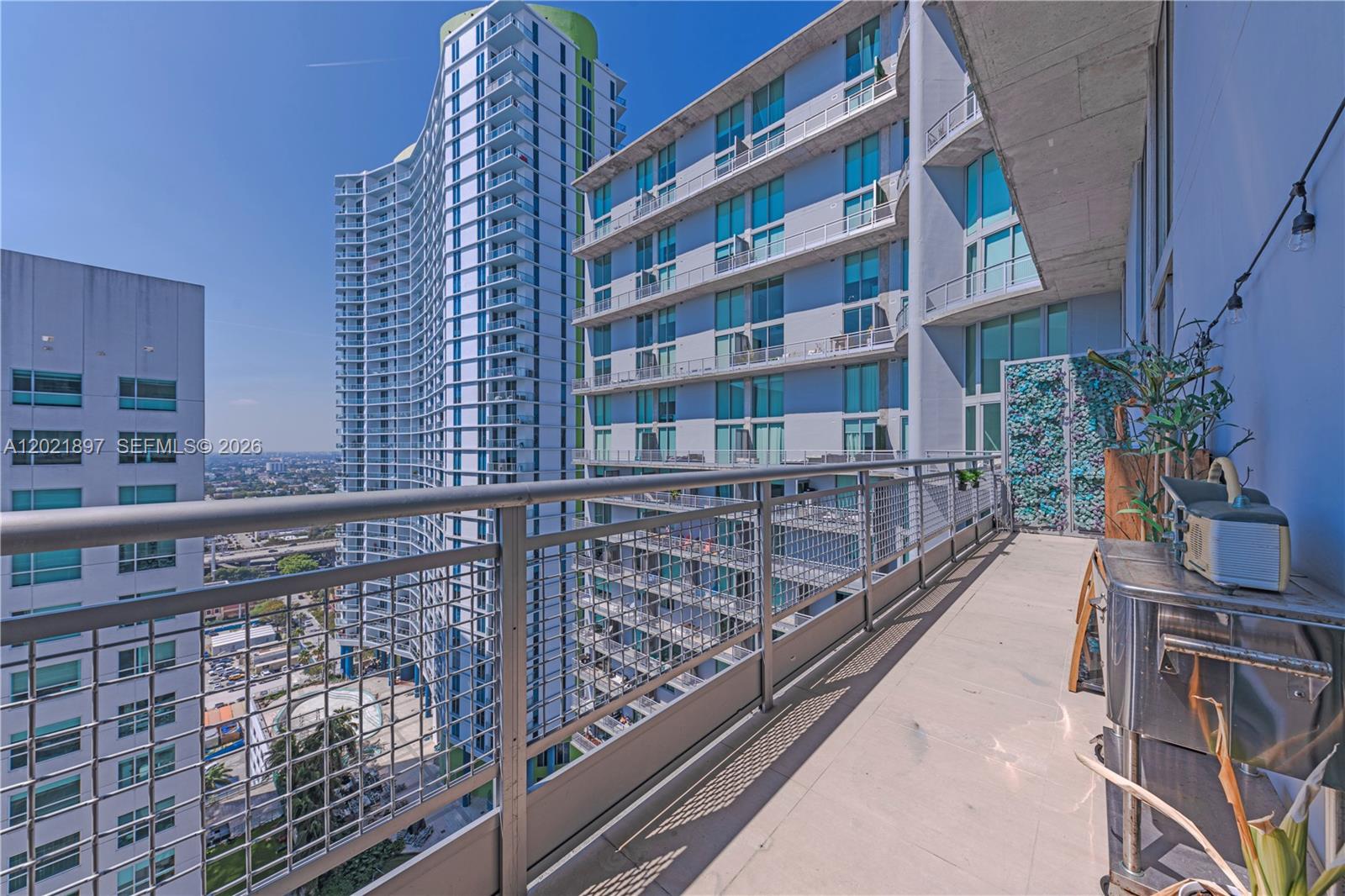 690 Southwest 1st Court, Unit 2922 Miami, FL 33130 - Photo 25 of 27