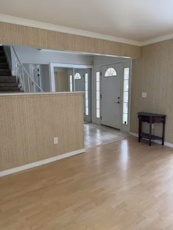 $2,895 | 3550 Kings Point Drive, Troy, MI 48083