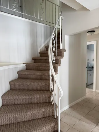 $2,895 | 3550 Kings Point Drive, Troy, MI 48083