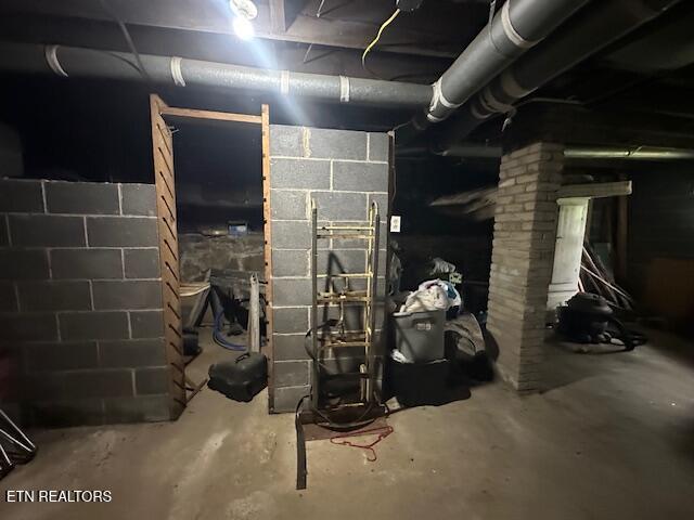 2017 Highway 421 Pennington Gap, VA 24277 - Photo 11 of 13 Basement