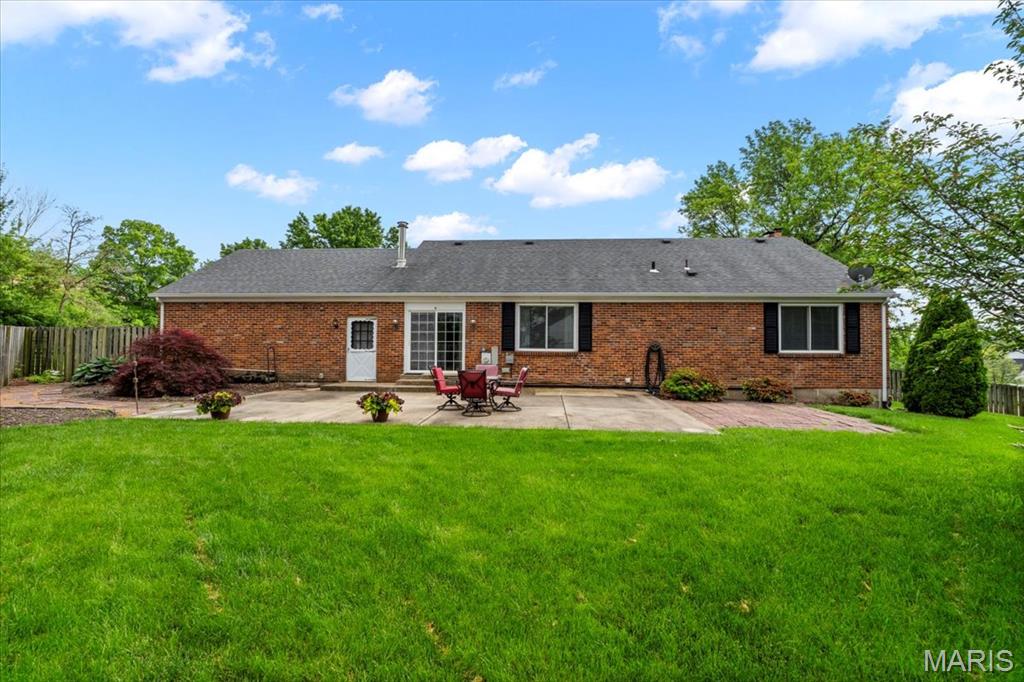 953 Chartrand Drive Ballwin, MO 63011 - Photo 44 of 47