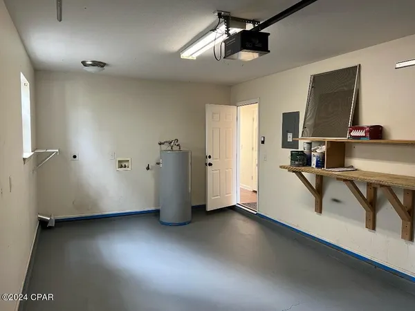 $1,800 | 1553 Mulberry Avenue, Unit A, Panama City, FL 32405