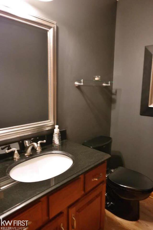 11559 Kings Coach Road Grand Blanc, MI 48439 - Photo 18 of 34 21262011-17.JPG
