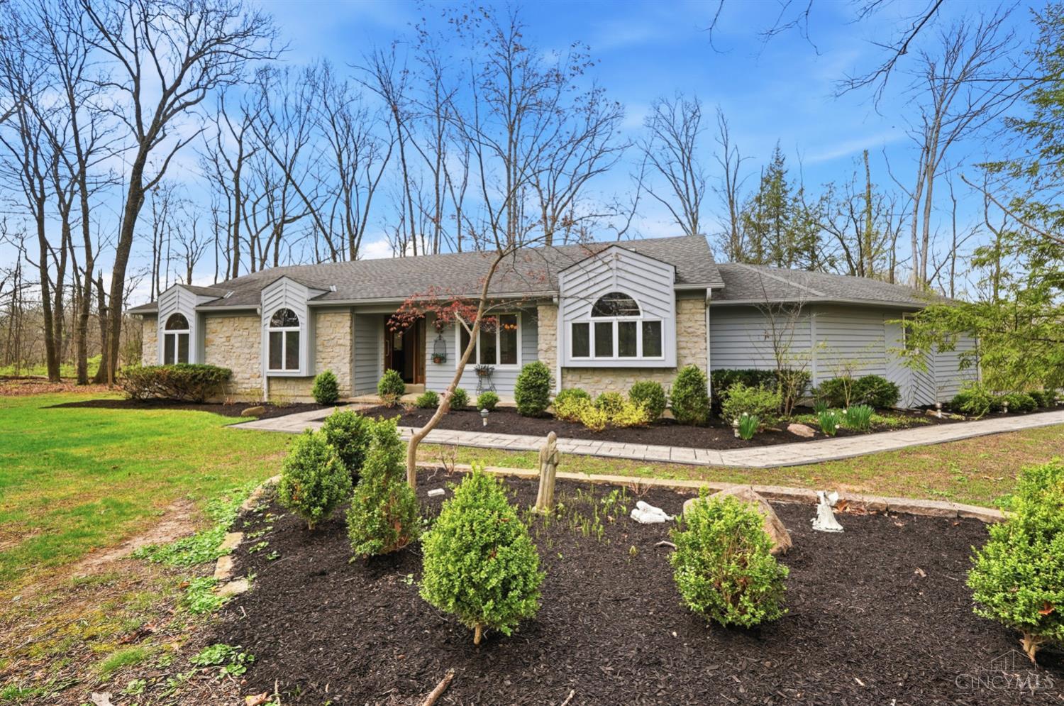 10129 Howard Road Harrison, OH 45030 - Photo 4 of 99