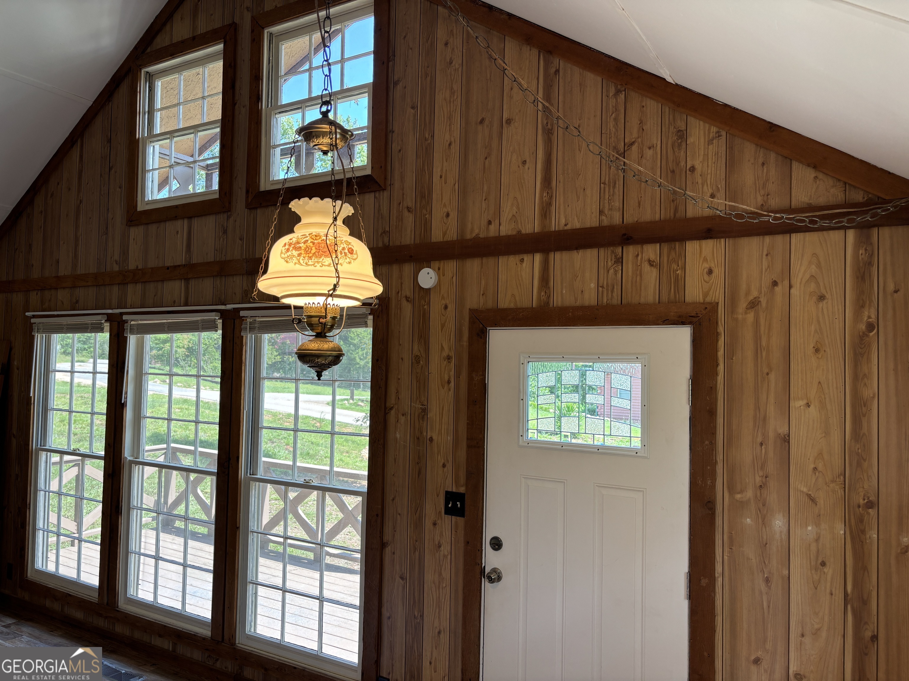 23 Cherokee Resort Road Pine Mountain, GA 31822 - Photo 2 of 20