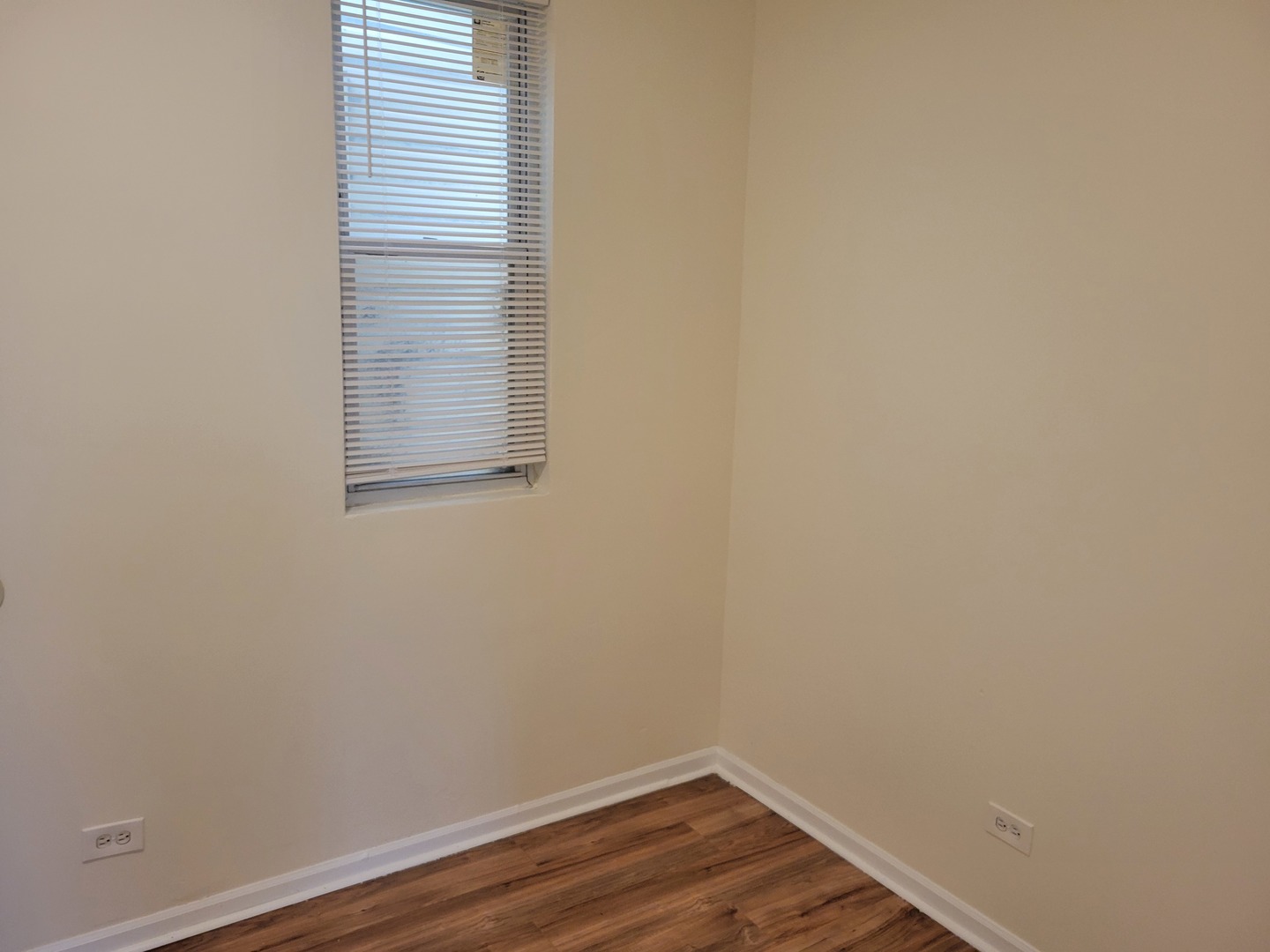 341 West Marquette Road Chicago, IL 60621 - Photo 12 of 23 Gallery Image 12