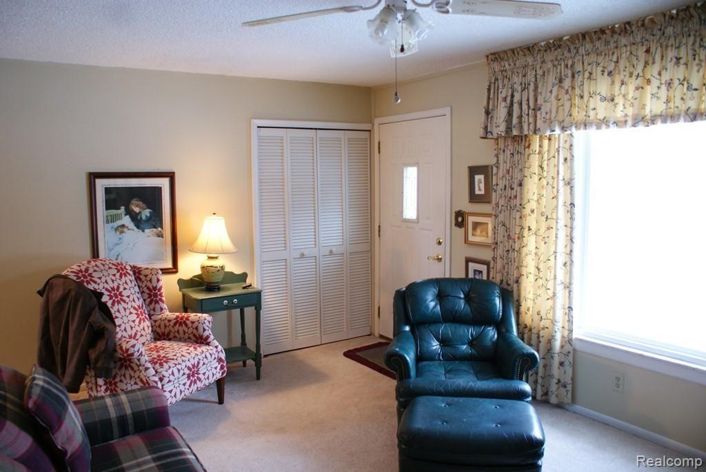 2171 Farnsworth Road Lapeer, MI 48446 - Photo 8 of 44 DSC06700.jpg