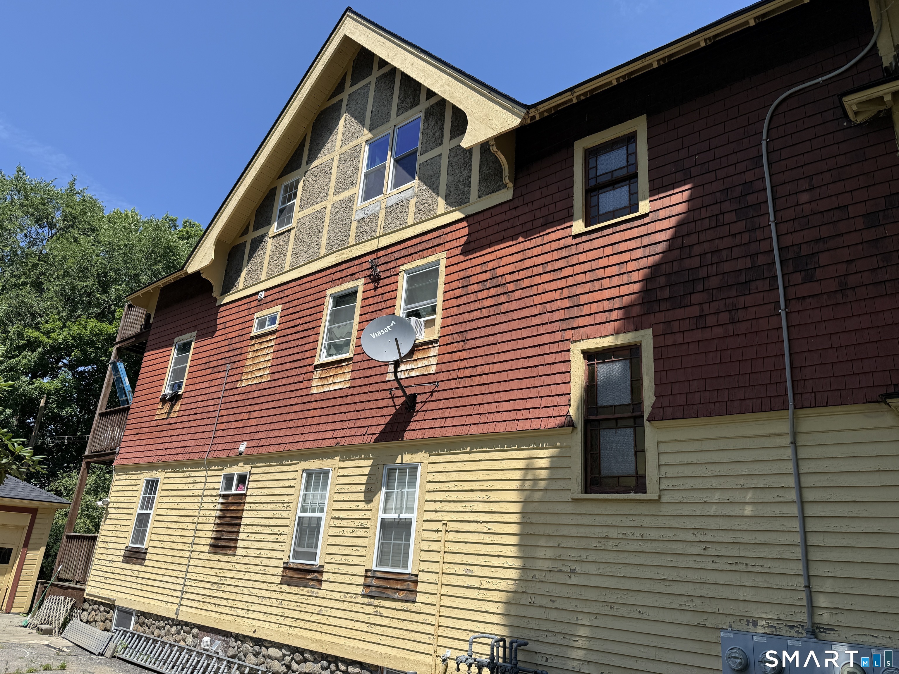 18 Valentine Street Waterbury, CT 06708 - Photo 4 of 25