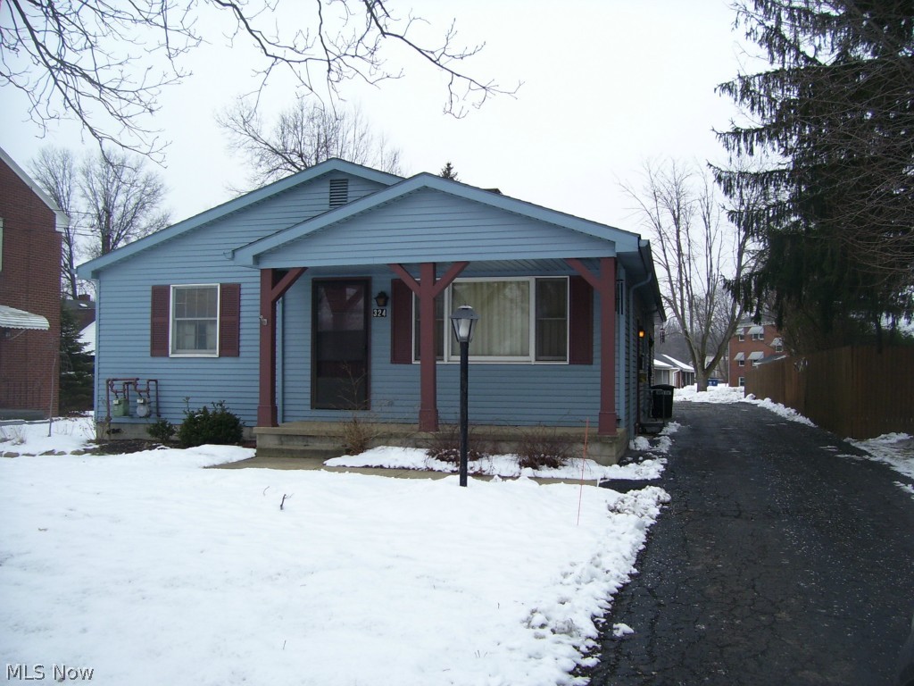 324 Shields Road Youngstown, OH 44512 - Photo 2 of 2