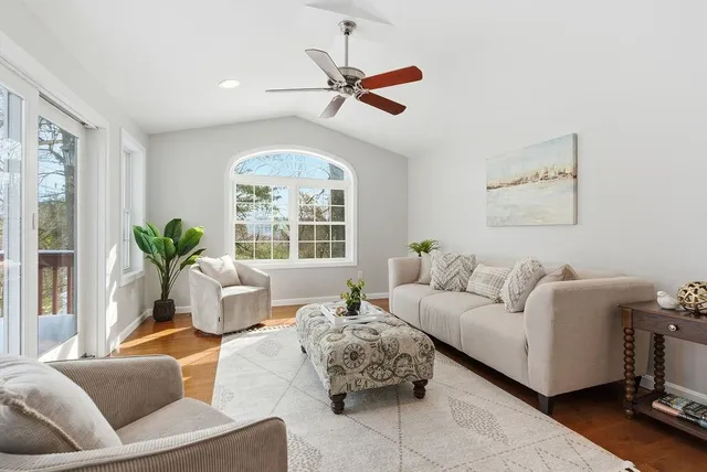 $595,900 | 26 Old Coach Road, Nashua, NH 03062