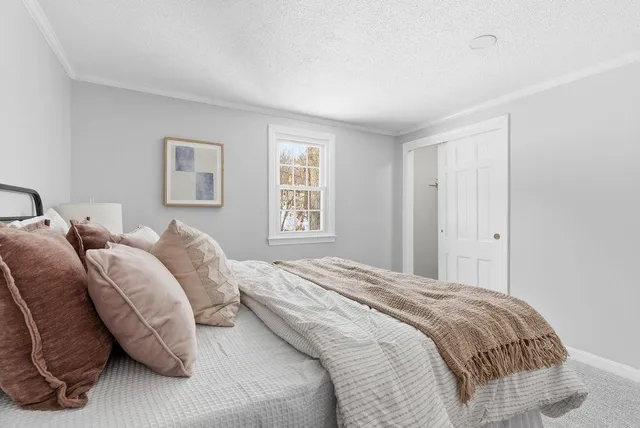 $595,900 | 26 Old Coach Road, Nashua, NH 03062