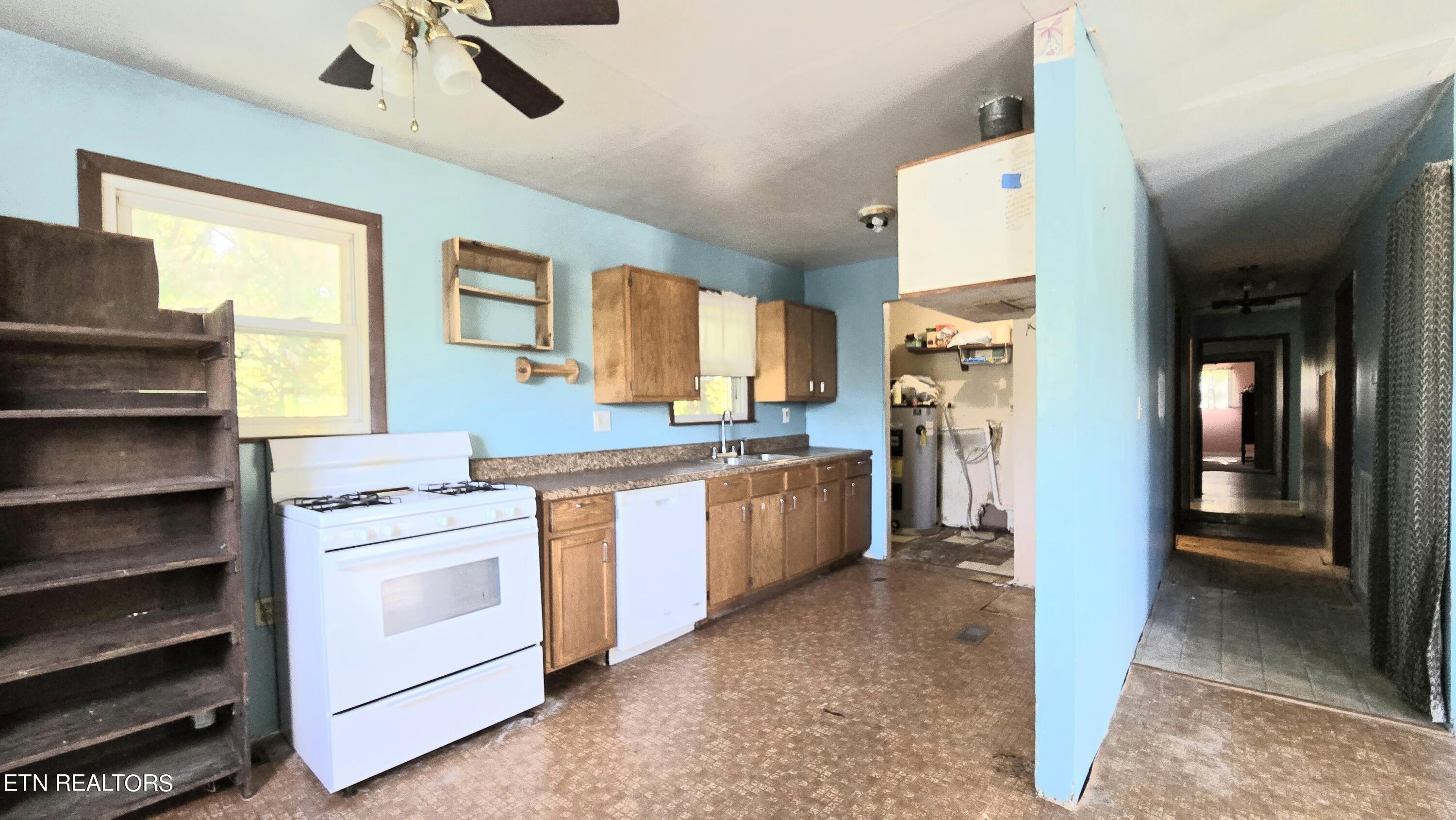 2829 Holiday Hills Road Kodak, TN 37764 - Photo 8 of 14 1000030616