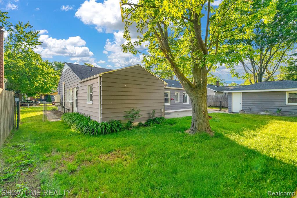 3444 Maple Street Port Huron, MI 48060 - Photo 28 of 30