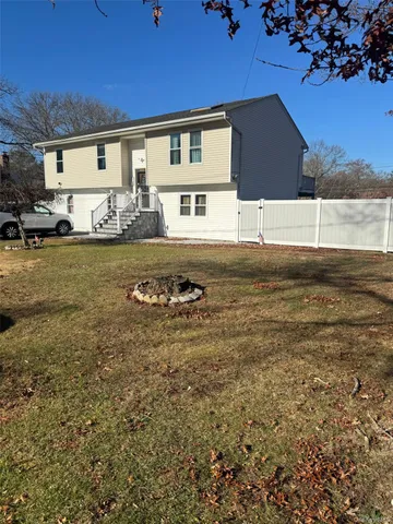 $730,000 | 489 Easton Street, Ronkonkoma, NY 11779