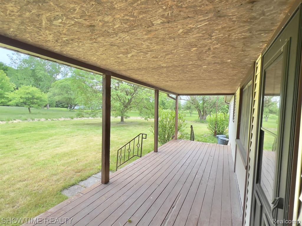 236 Palms Road Goodells, MI 48027 - Photo 24 of 36