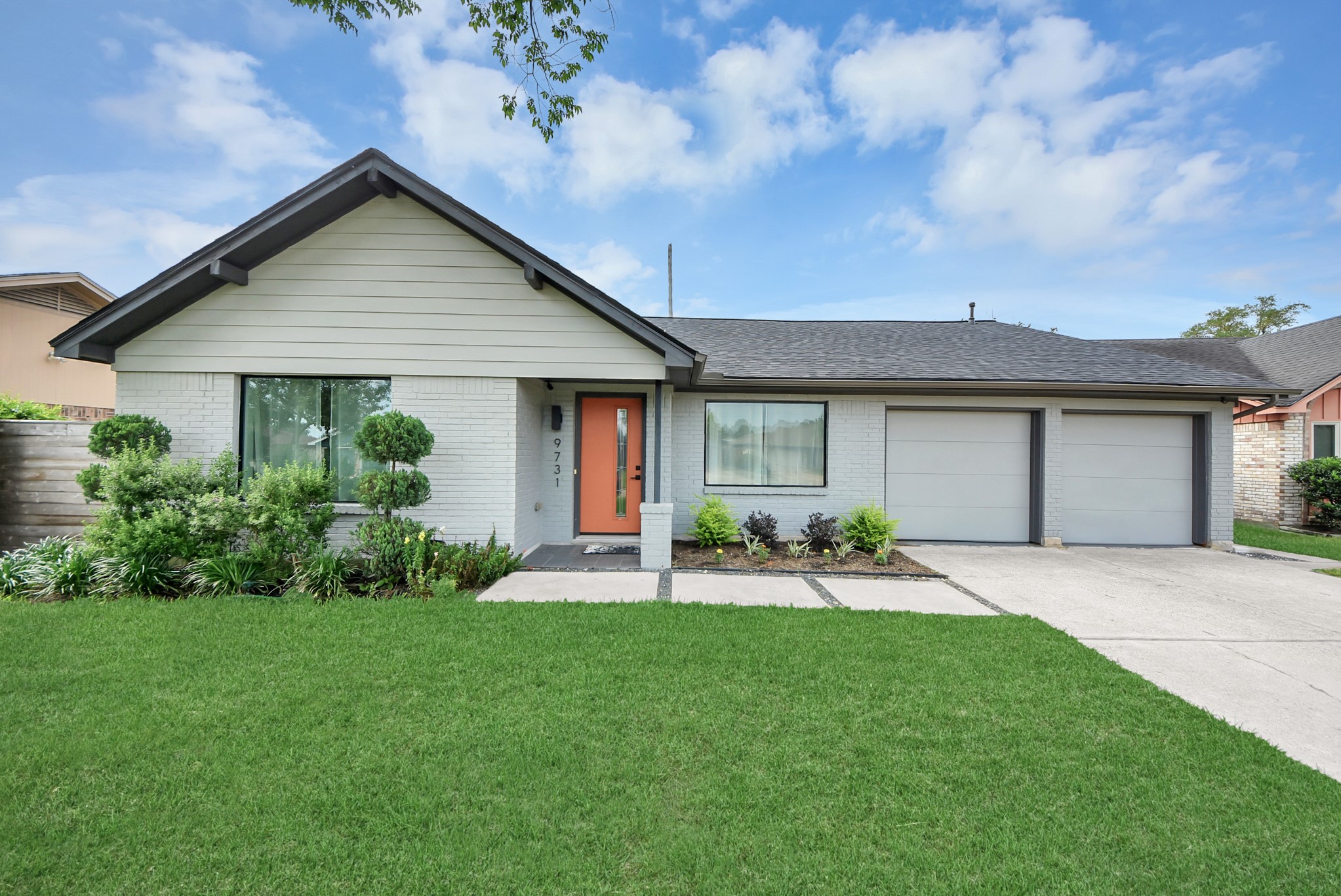 9731 Clanton Street Houston, TX 77080 - Photo 3 of 41