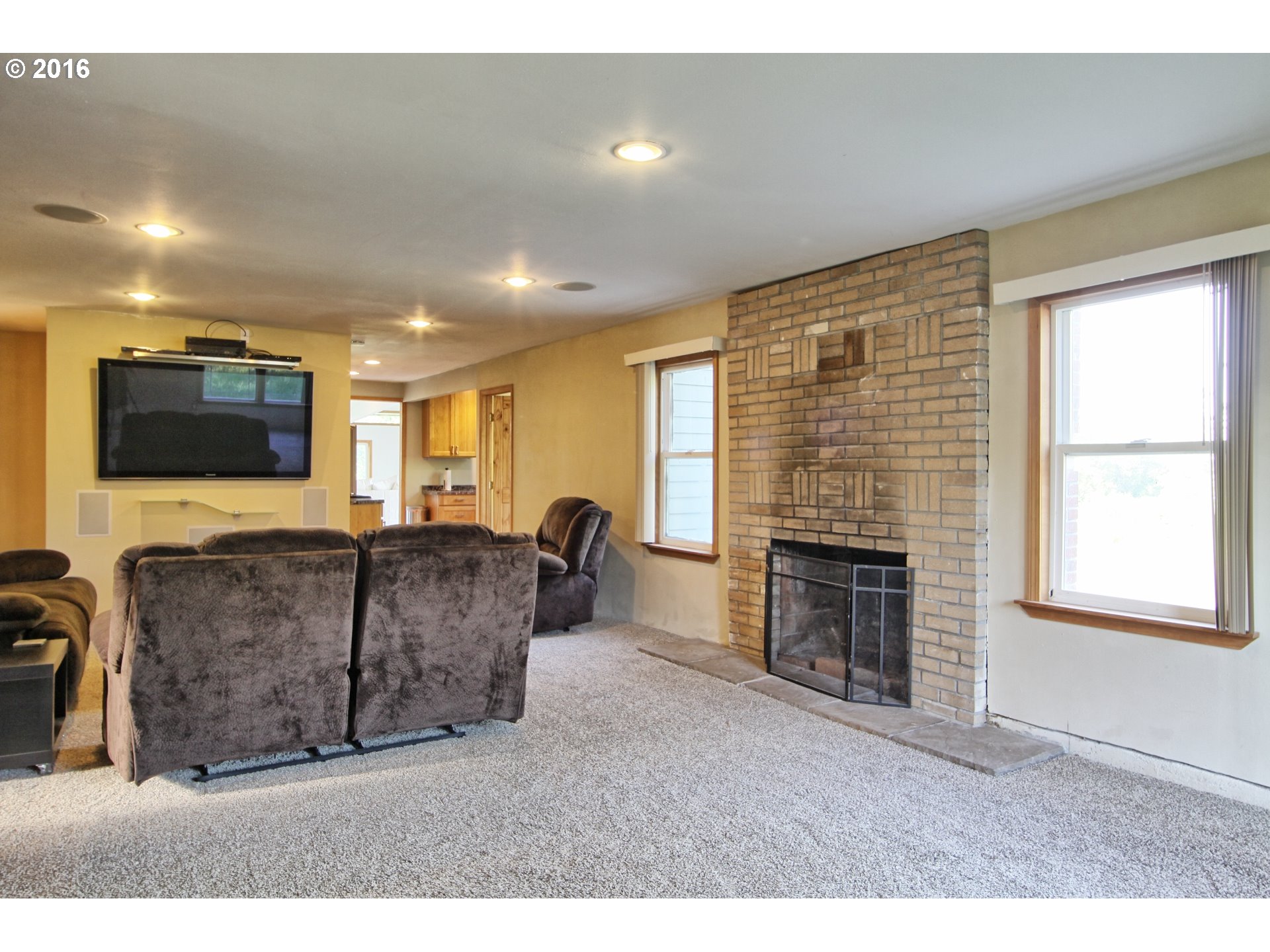 27325 Southeast Stone Road Gresham, OR 97080 - Photo 14 of 21 Gallery Image 14