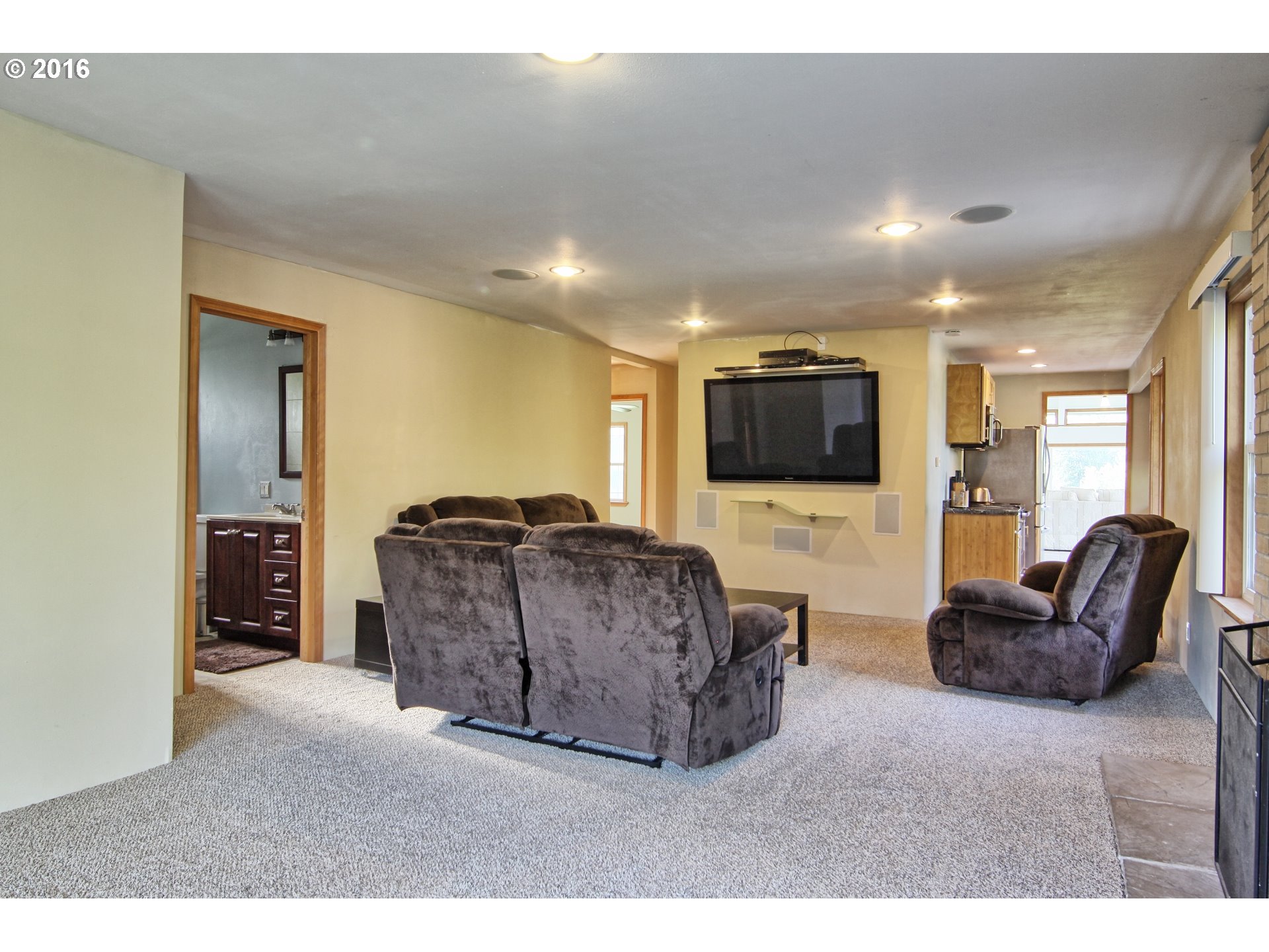 27325 Southeast Stone Road Gresham, OR 97080 - Photo 15 of 21 Gallery Image 15