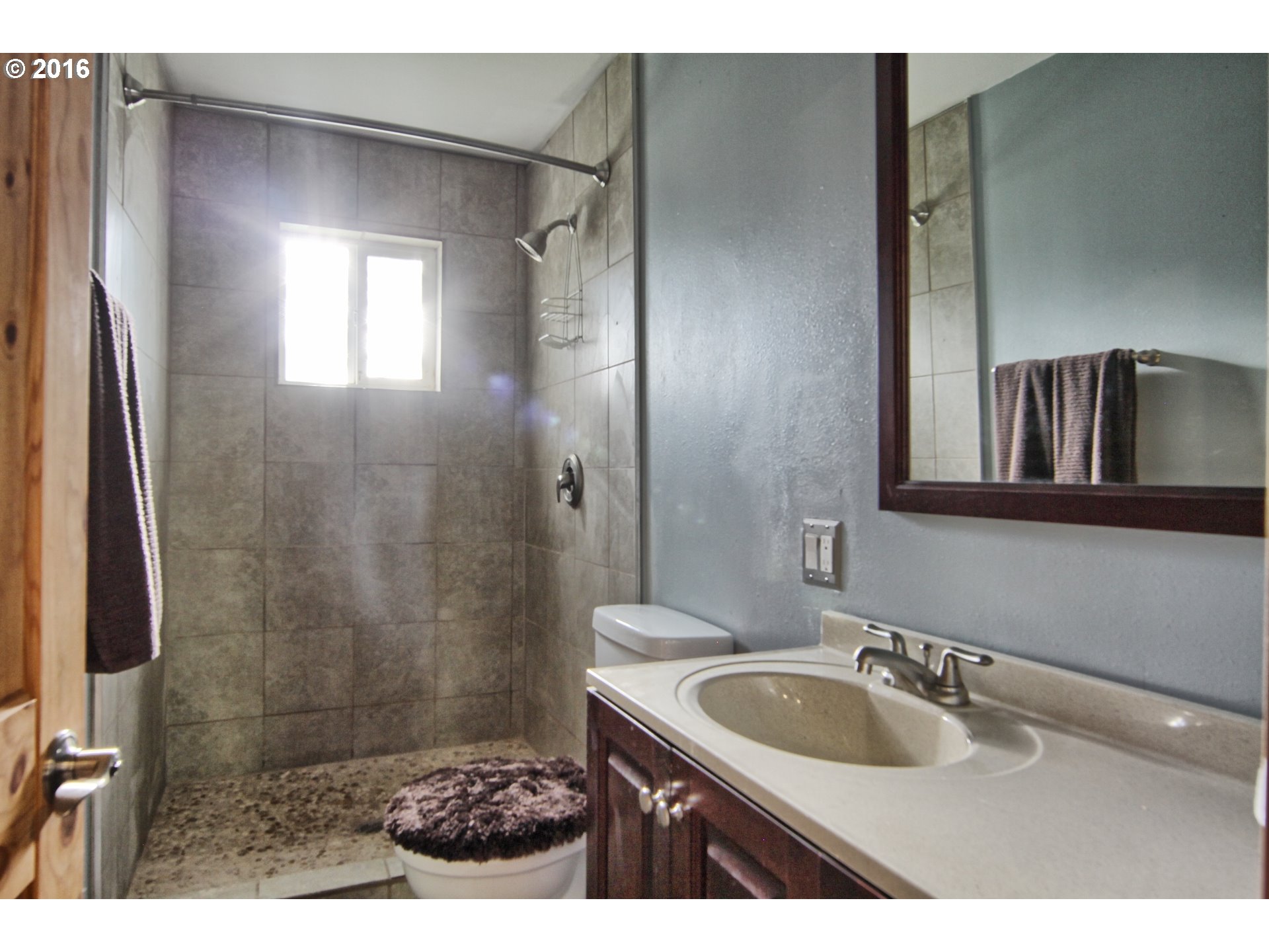 27325 Southeast Stone Road Gresham, OR 97080 - Photo 16 of 21 Gallery Image 16
