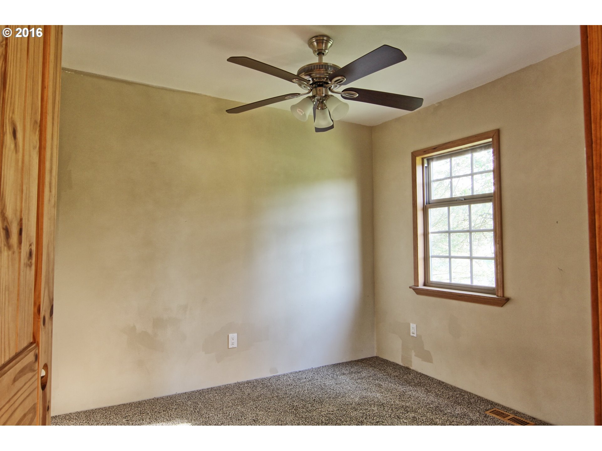 27325 Southeast Stone Road Gresham, OR 97080 - Photo 17 of 21 Gallery Image 17