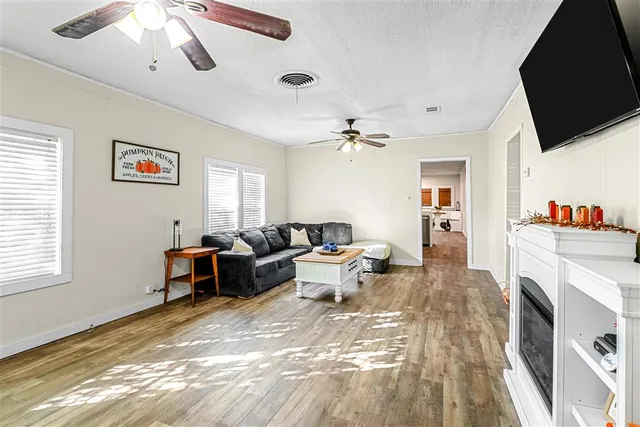 $145,000 | 204 Gordon Street, Dequincy, LA 70633