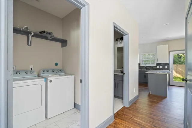 $2,200 | 4506 Mayflower Street, Unit B, Houston, TX 77051